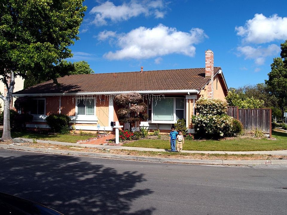 2nd image of 4494 Ariel Ave