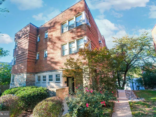 3925 Davis Pl NW APT B7, Washington, DC 20007