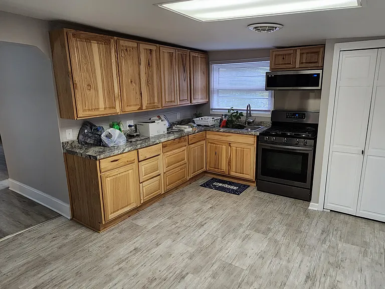 Large kitchen
washer & dryer tucked neatly away in laundry closet