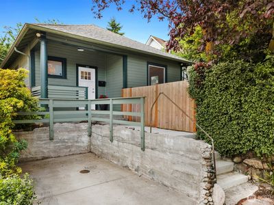 1117 N 84th Street, Seattle, WA, 98103