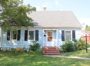 633 5th Ave NW, Valley City, ND 58072