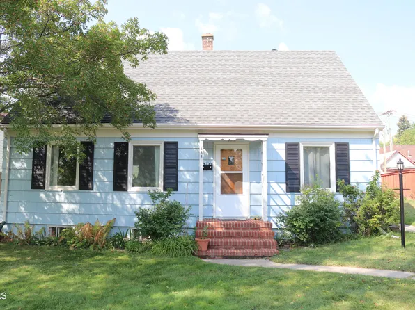 633 5th Ave NW, Valley City, ND 58072