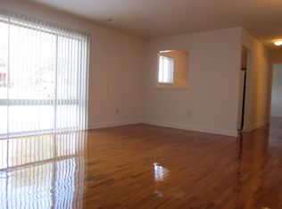 7 Phlox Cir APT F, Owings Mills, MD 21117
