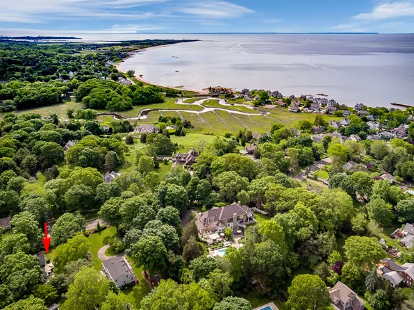 44 East Wharf Road, Madison, CT 06443