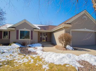508 Chadwick Dr, Watertown, WI 53094