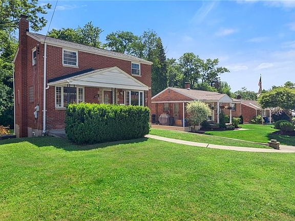 2nd image of 222 Meadowdell Dr