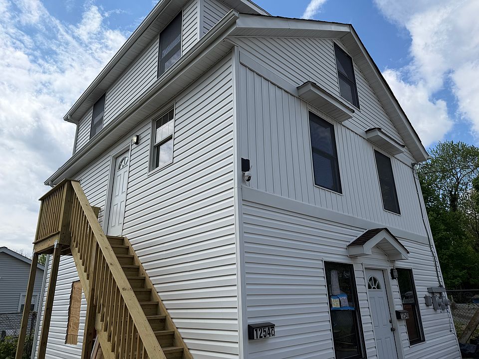 2nd image of 1254 Washington Ave #B