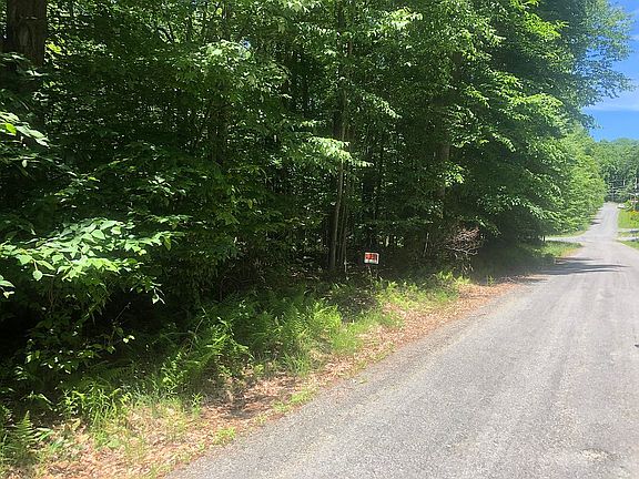 5th image of Evergreen Dr
