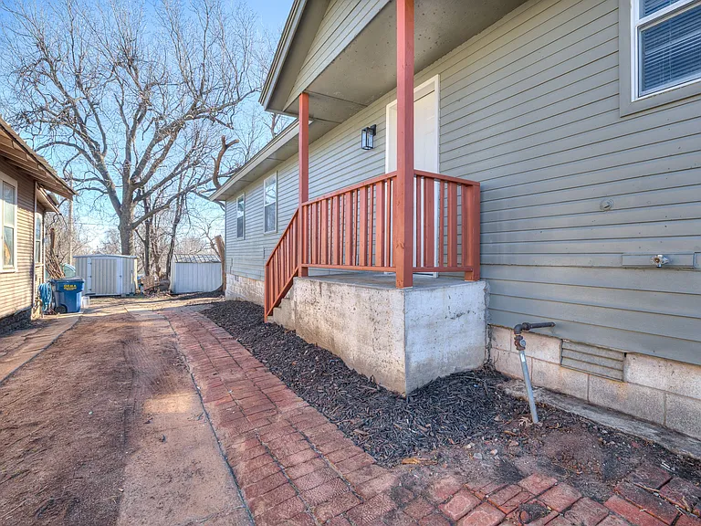 708 N Choctaw Ave — Photo 43