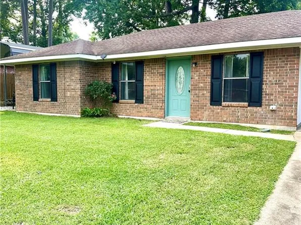 210 Spencer Dr, Pineville, LA 71360