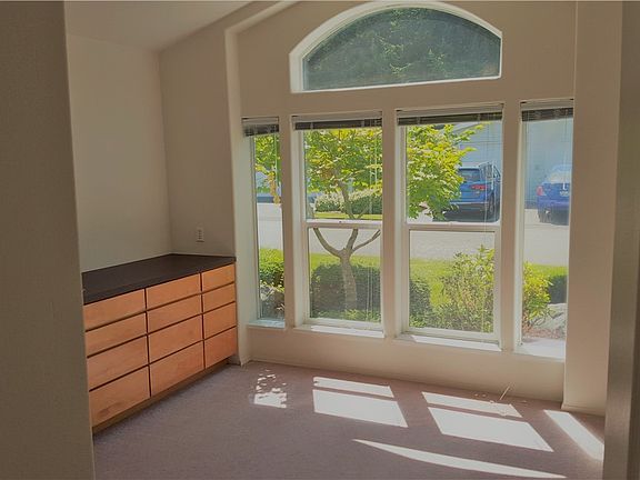 4th image of 6107 91st Street Ct E