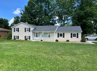 4805 Castlebar St NW, Canton, OH 44708