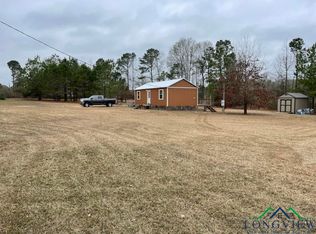 740 County Road 338, De Berry, TX 75639