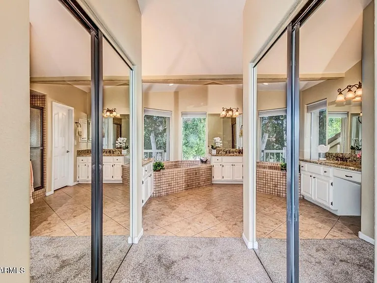 6356 W Lone Cactus Dr — Photo 16