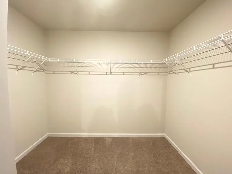 4442 Richmond Ct — Photo 17