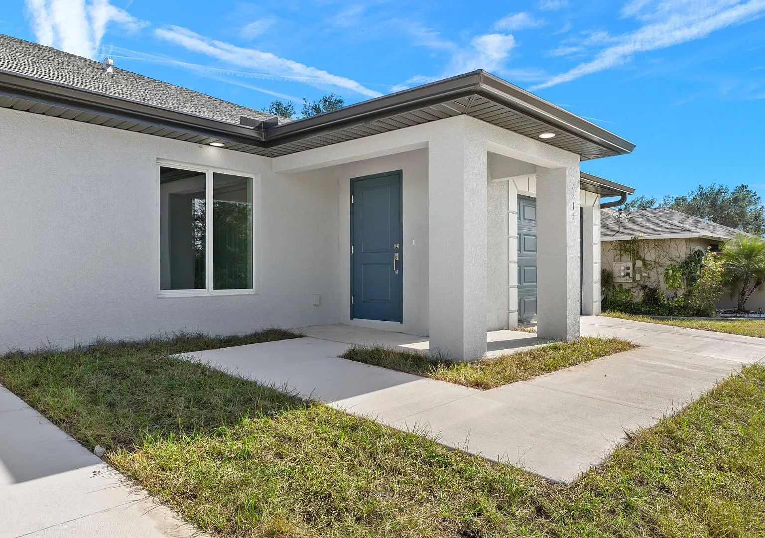 2215 Kenneth Ave S - 2215 Kenneth — Photo 1