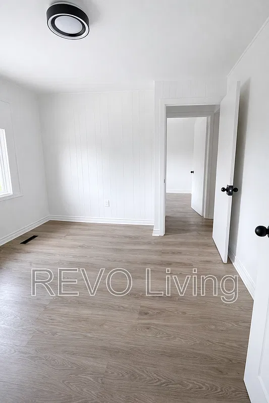 2 bed, 1.0 bath, 500 sqft, $1,350 — Photo 4