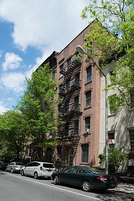 Rented by Beekman Street Realty | media 19