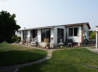 618 D St, Dallesport, WA 98617