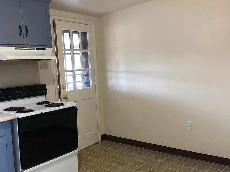 251 Hellam St #3 — Photo 8