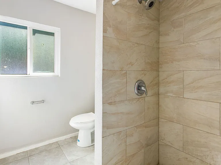 14993 Yucca Ave — Photo 13