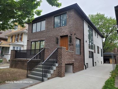 1575 E 28th St, Brooklyn, NY, 11229