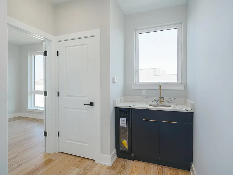 2731 W Jefferson St #4 — Photo 13