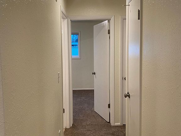 3rd image of 929 E Hillview Dr