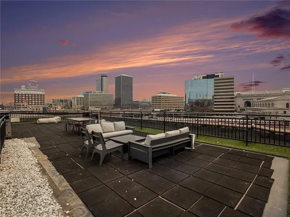 2029 Wyandotte St APT 211, Kansas City, MO 64108
