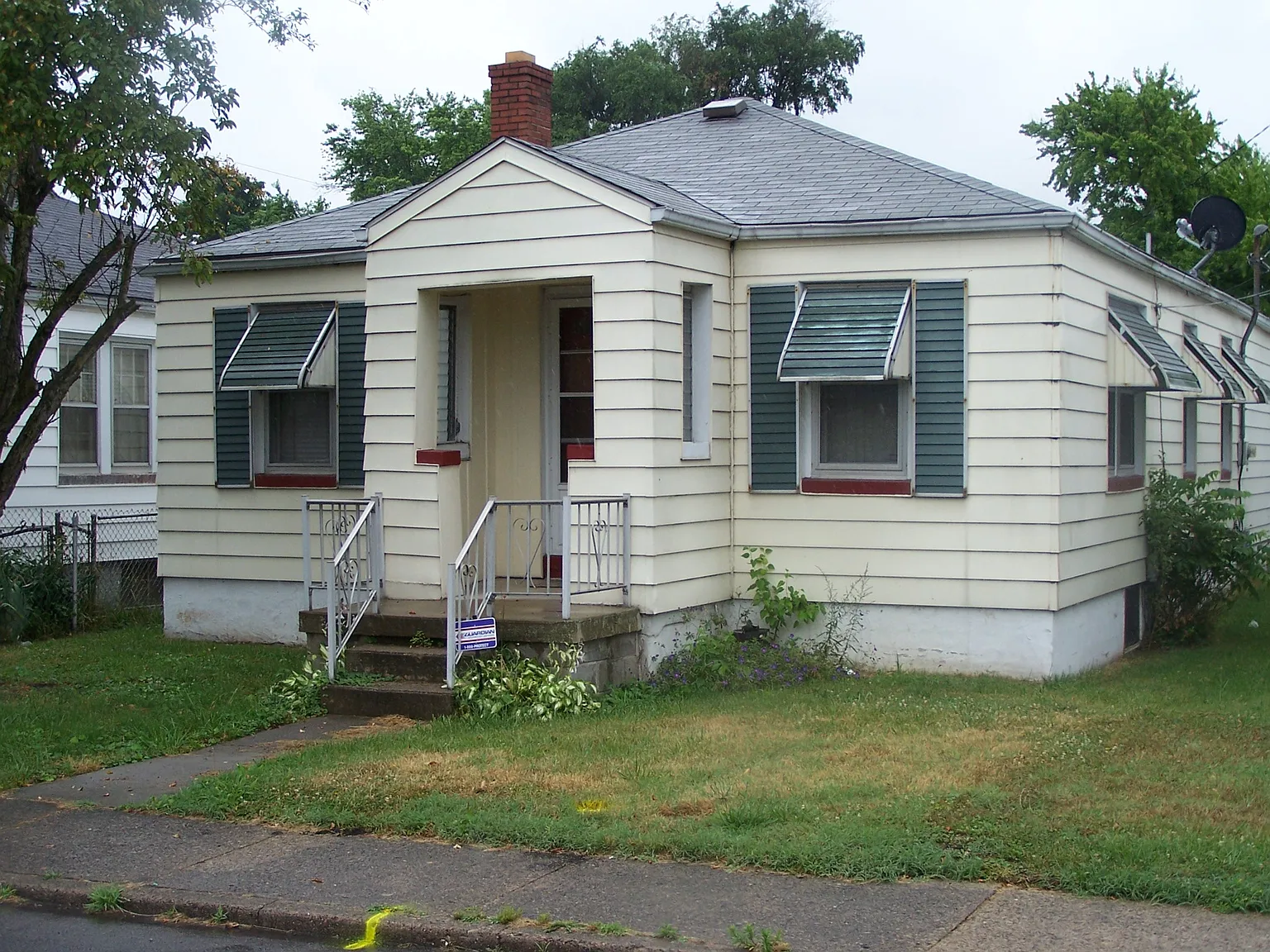 164 S Sugar St photo 1