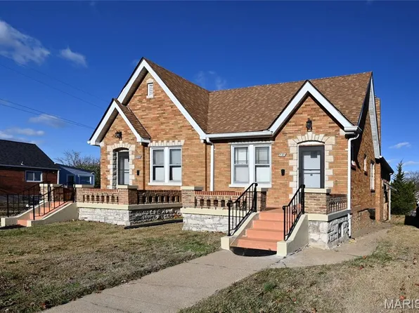 737 Cumberland Dr, Saint Louis, MO 63125