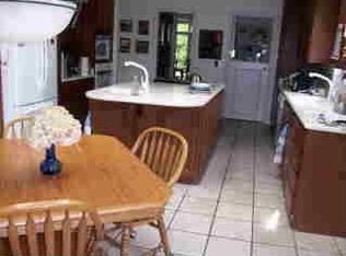 2847 Arlund Way, Troy, MI 48098