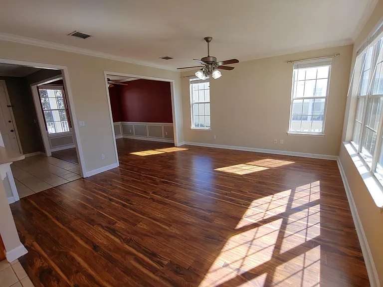 4258 Raleigh Way — Photo 10