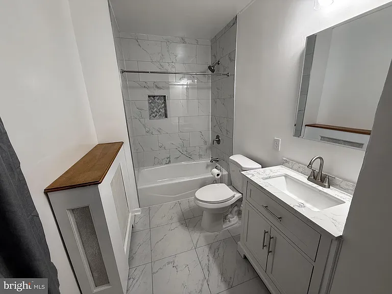 36 W Cedar Ave #B — Photo 4