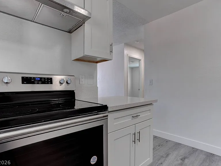 921 Snug Harbor St #D — Photo 12