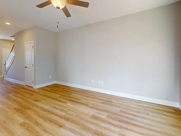 1032 Moen Loop — Photo 11