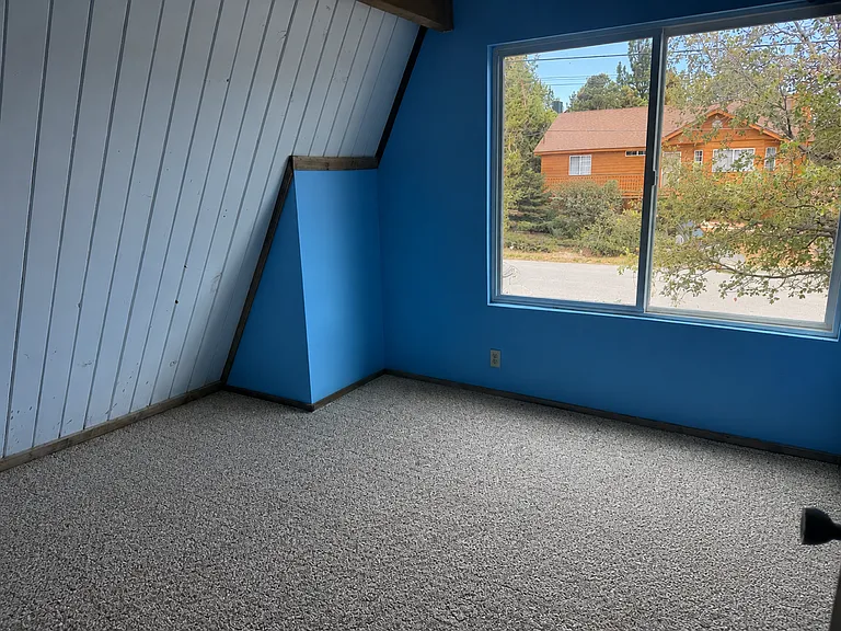 1316 Flintridge Ave — Photo 5
