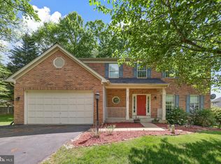 7883 Leroux Ln, Manassas, VA 20112