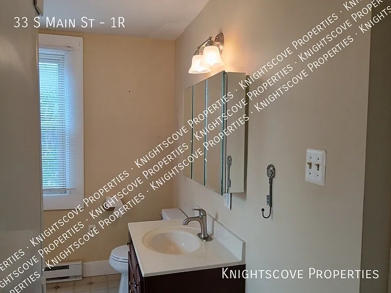 33 S Main St #1R — Photo 5