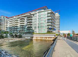 175 Victory Ship Way #204, North Vancouver, BC V7L 0G1