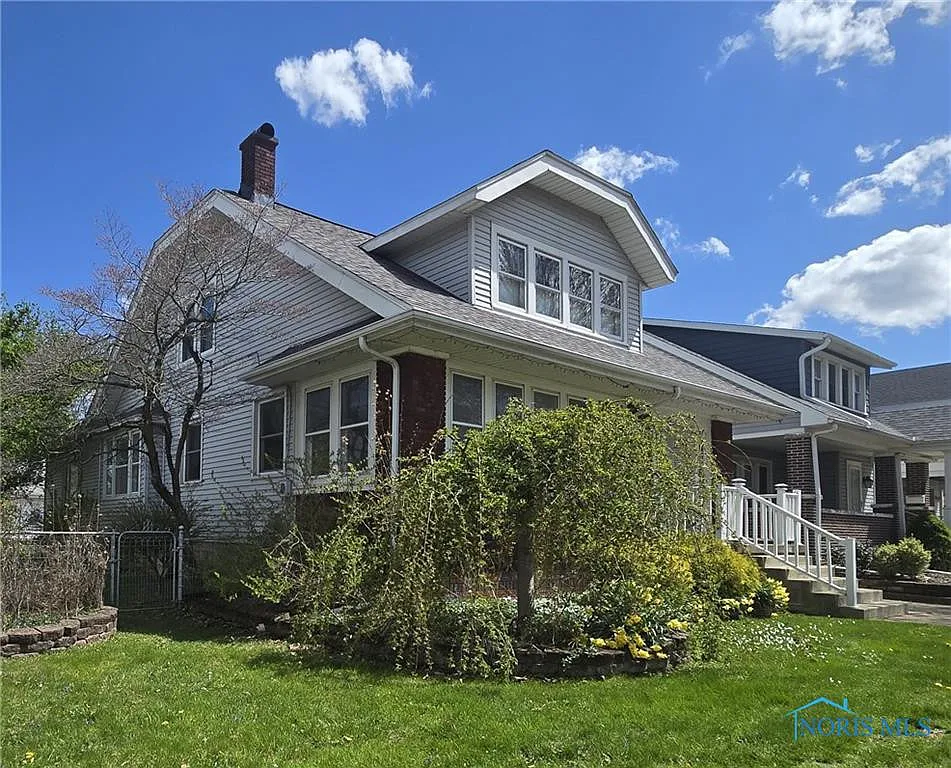 1218 Marlboro St photo 1
