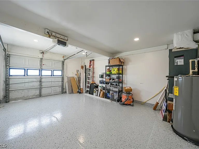 27381 Voyageur Dr — Photo 30