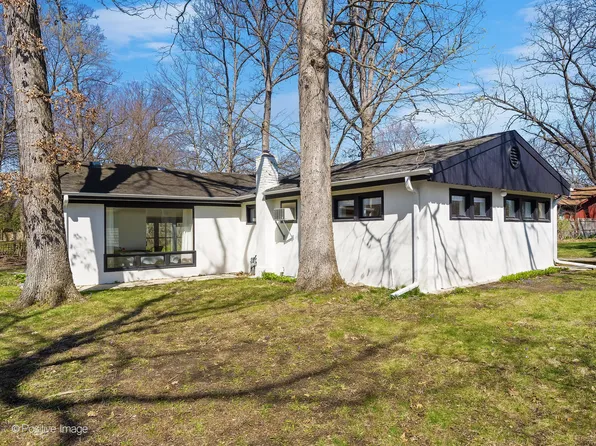 4S242 River Rd, Warrenville, IL 60555