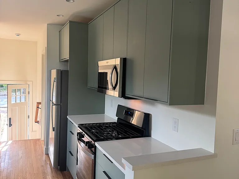 491 S Franklin St — Photo 6