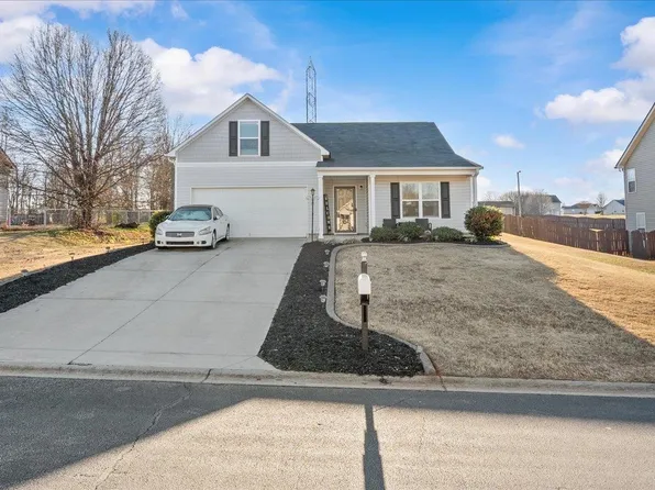 908 Echo Ridge Dr, Duncan, SC 29334