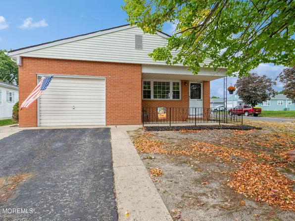 96 Cabrillo Boulevard, Toms River, NJ 08757