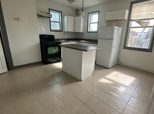 183 3rd St FLOOR 3, Elizabethport, NJ 07206