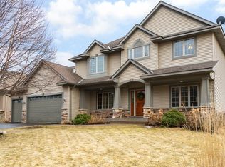 206 Nadeau Rd, Little Canada, MN 55117