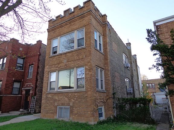 2nd image of 5306 W Foster Ave