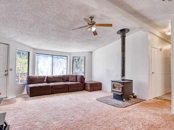 3rd image of 54915 Wildwood Dr